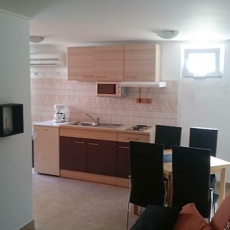 Apartment Sara Умаг Екстериор снимка